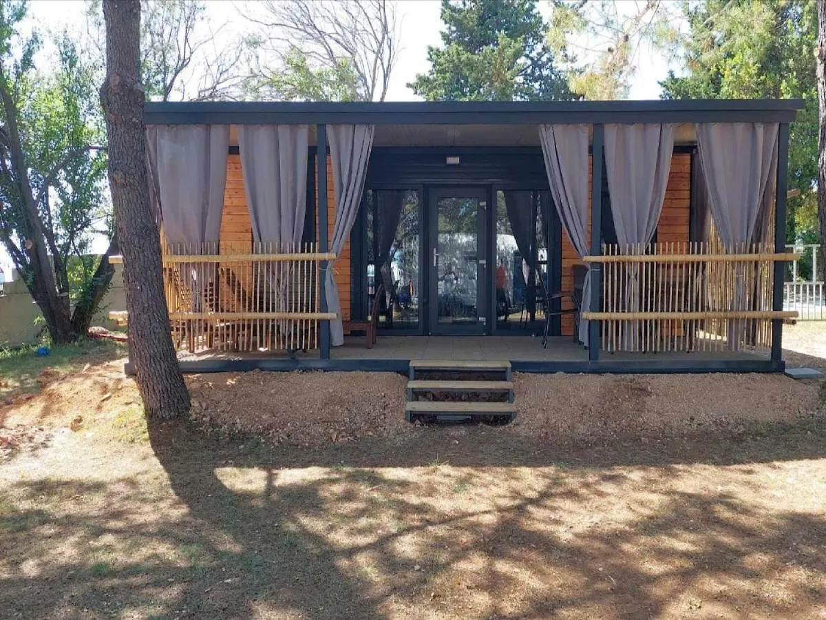 Dalmatino Pleasure - Beach House Camp Dalmacija Privlaka Privlaka