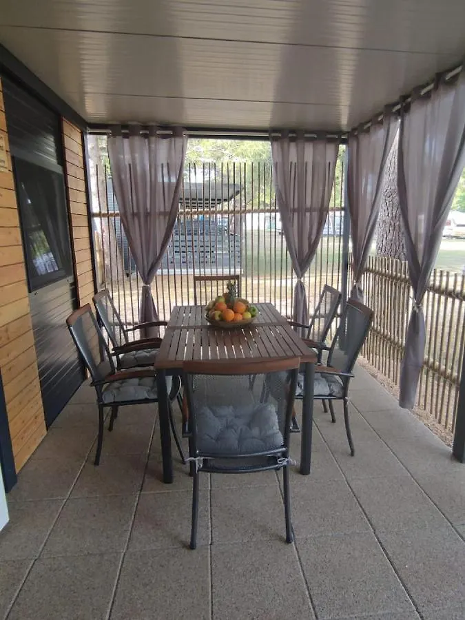 Holiday home Dalmatino Pleasure - Beach House Camp Dalmacija Privlaka